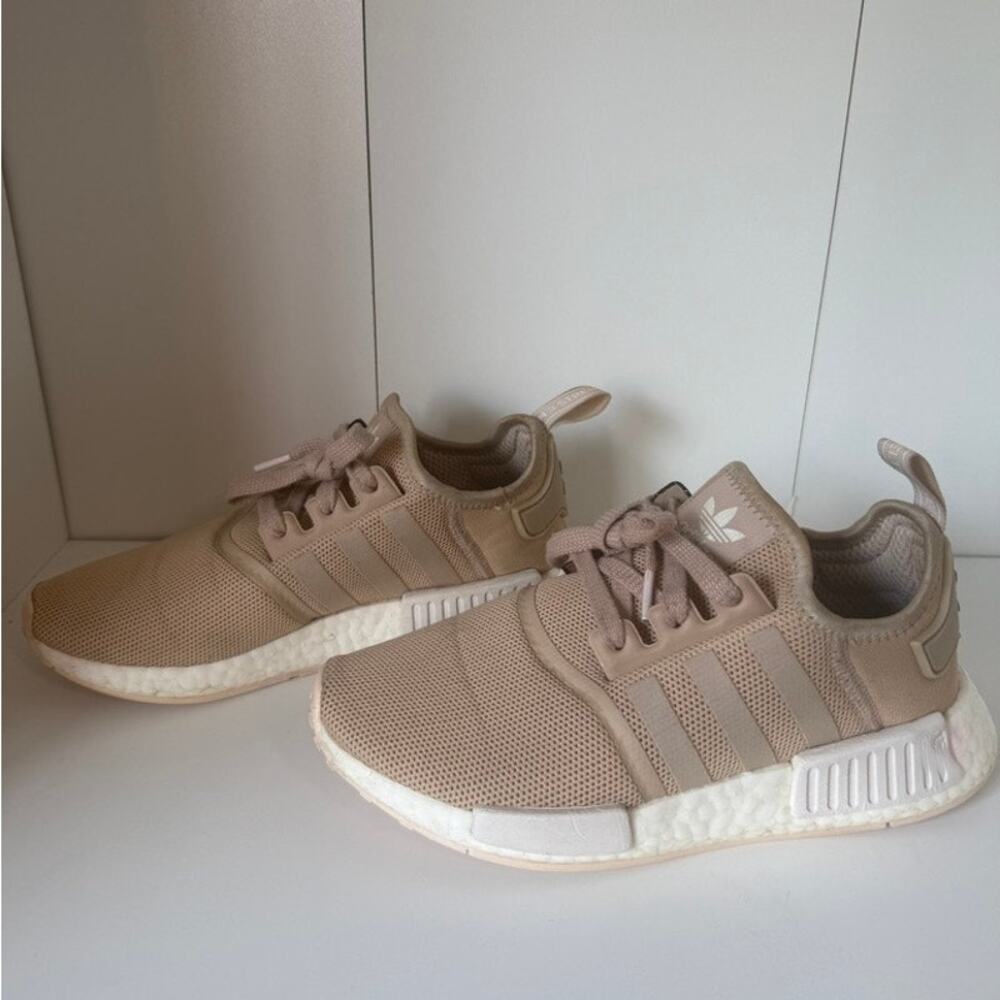 Adidas Originals NMD_R1 Wmns Pale Nude Tan Casual Running Shoes 6.5 kids